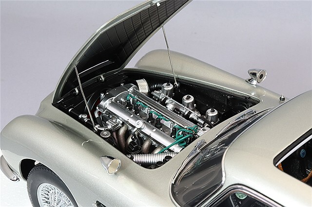 オートアート コンポジット 1/18 アストンマーティン DB5 ボンドカー