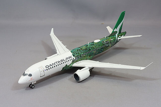 ヘルパ 1/200 エアバス A220-300 カンタスリンク Flying Art Series