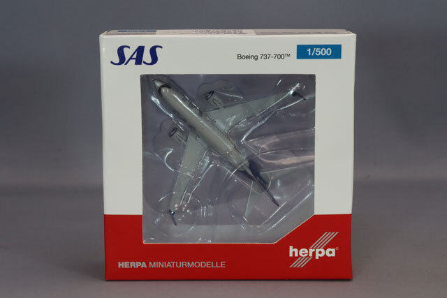 ヘルパ 1/500 ボーイング 737-700 SAS スカンジナビア航空 SE-RJX