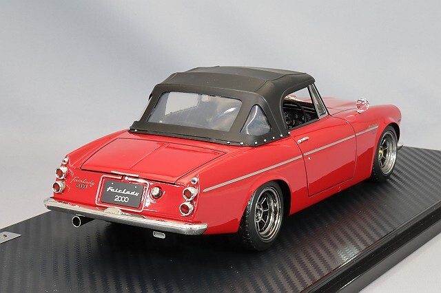 イグニッションモデル 1/18 ダットサン フェアレディ 2000 (SR311