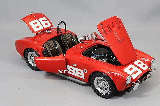 EXOTO 1/18 AC コブラ 260 ファーストレーシングカー 1962 B.クラウス