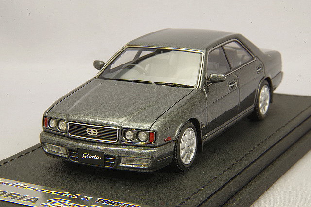イグニッションモデルxトミーテック 1/43 日産 グロリア