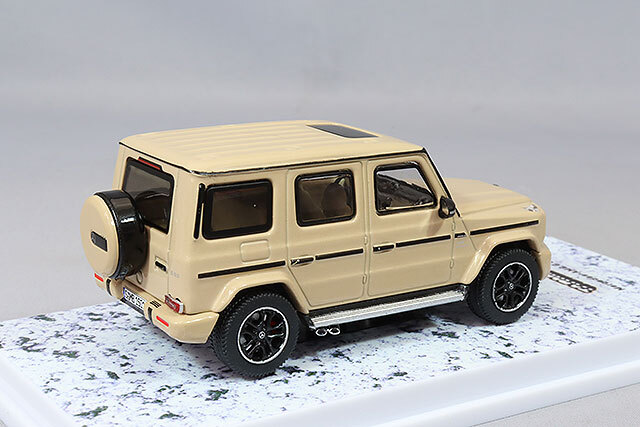 Tarmac 1/64 メルセデス AMG G63 ブラウン