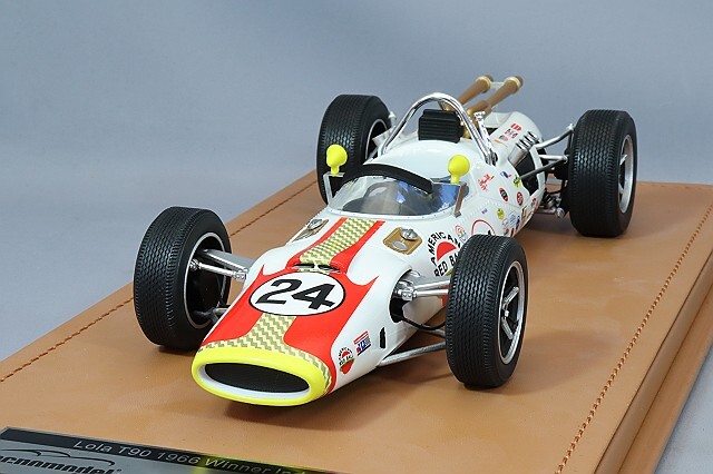 テクノモデル 1/18 ローラ T90 フォード 1966 インディ500 ウィナー