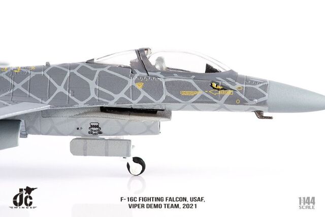 JCW 1/144 (ダイキャスト製) F-16C アメリカ空軍 バイパー・デモチーム