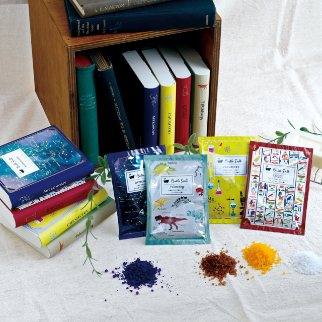 ディストリス 濃厚入浴剤 530ml4本セット Amazon | バスボム 入浴剤 ギフト 16個 ギフトセット 香り爆弾 バス