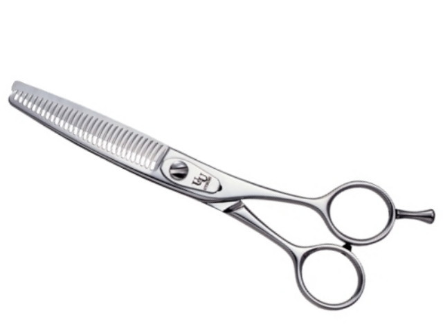 2025年版】理容師初心者におすすめのシザーを種類別（シザー