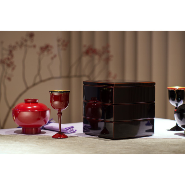 胴張三段重箱 溜内朱 6寸 木製 漆塗りお重箱 漆器の井助