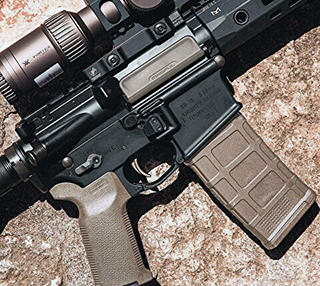 実物】 MAGPUL ENHANCED イジェクションポートカバー FDE