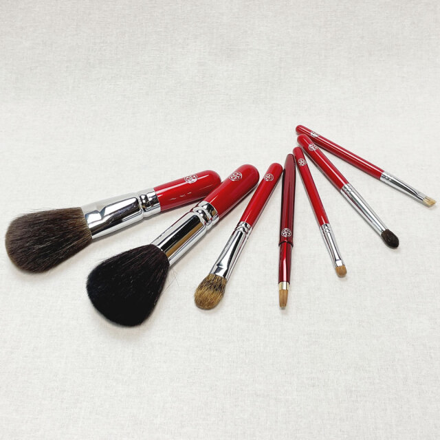 御所桜 メイクブラシセット (化粧筆 7本入り) 【ギフトボックス付き