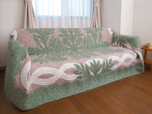 ハワイアンキルトベッドカバー イリマレイ モスグリーン オン