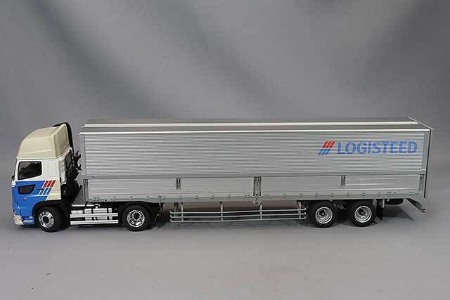 プラッツ 1/50 日野プロフィアSH 4×2 トラクタ & 日本トレクス