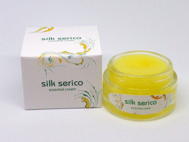 シルク由来のスキンケア化粧品