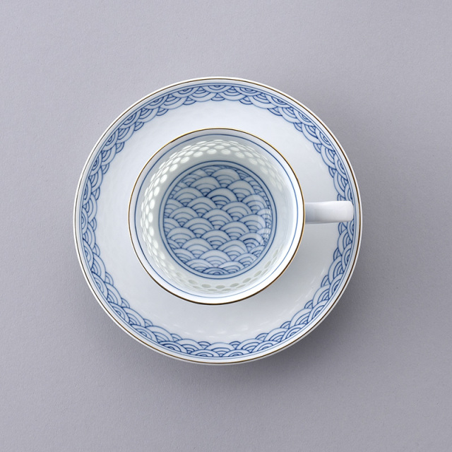 水晶青海波 コーヒーC/S（小） 水晶彫の丹心窯