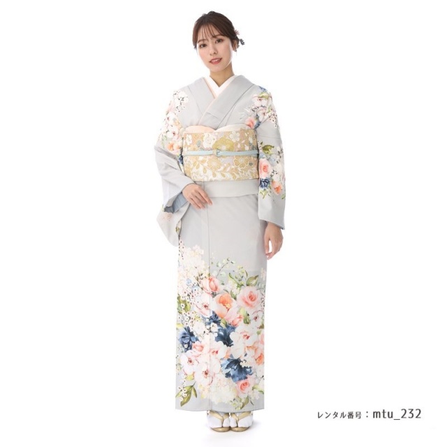 訪問着 ICHIHA Classical Rose グレー】豪華な花々が描かれた華やかさ