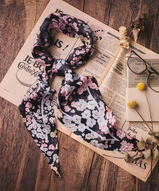 日本製JENNEオードリーひし形スカーフ｜JENNE(ジェンヌ)公式通販：パリ