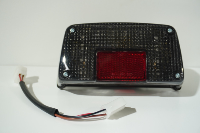 GSX400インパルス/GSX250E/400Eゴキ用テールランプAssy スモーク