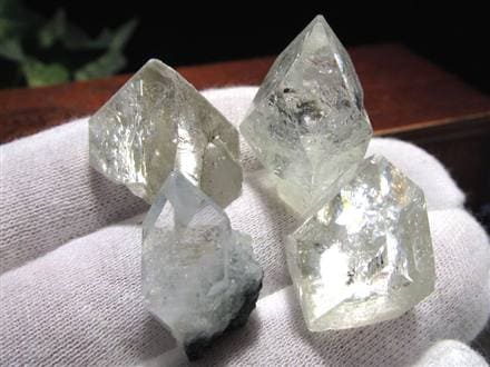 ◇厳選極上1点物◇麗しい結晶!!◇第三の目を開く◇強力な浄化の石