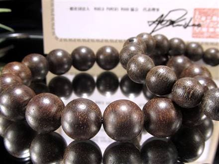 正規品】-世界銘木協会-◇香木の王「沈香」◇ワシントン条約保護下で守