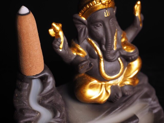 ◇倒流香◇煙が下に流れる神秘のお香 流川香◇おしゃれな筒箱◇30個