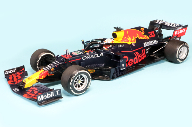 ミニチャンプス 1/18 レッドブル レーシング ホンダ RB16B フランスGP