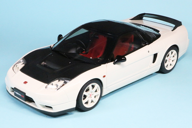 オートアート 1/18 ホンダ NSX-R NA2 チャンピオンシップホワイト
