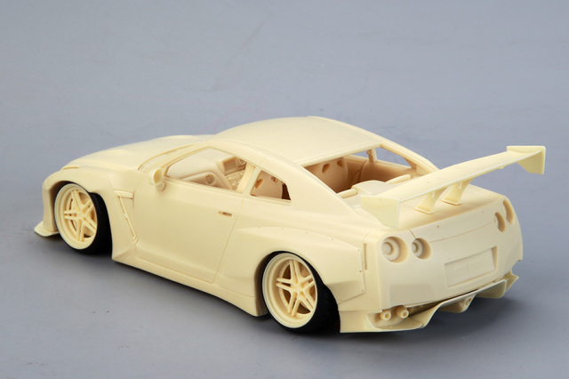 ホビーデザイン 1/24 フルレジンキット ロケットバニー ニッサン GT-R