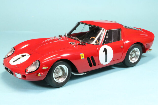 CMC 1/18 フェラーリ 250 GTO パリ 1000km モンレヘリー 1962 No.11 J