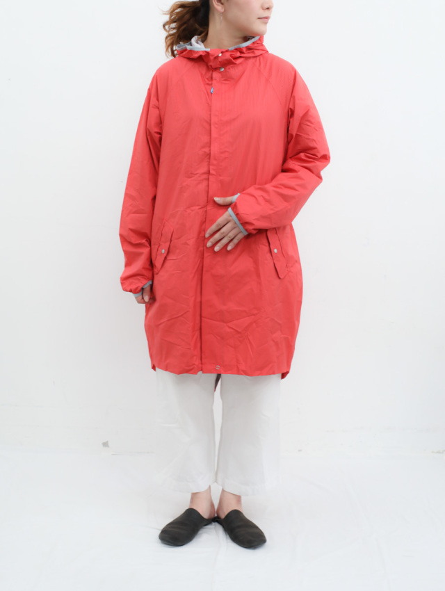 TO&FRO トゥーアンドフロー / レインコート レッド