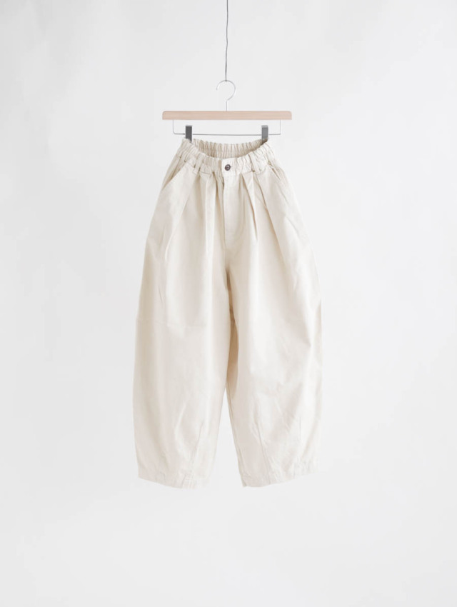 HARVESTY ハーベスティ｜チノサーカスパンツ（アイボリー）