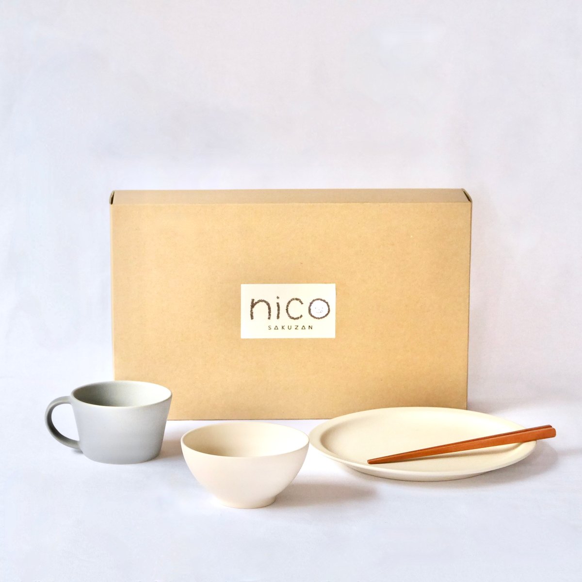 Sara Kids Set | SAKUZAN 公式オンラインストア