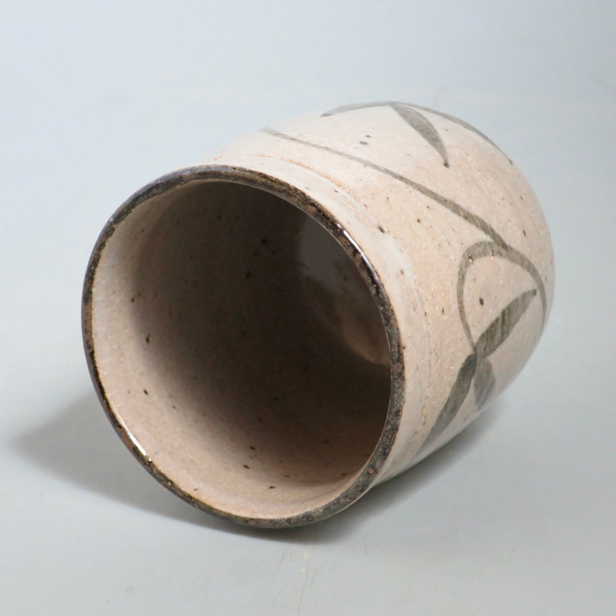 中里太郎右衛門窯 絵唐津湯呑 (B-18) | 中里太郎右衛門窯【公式通販