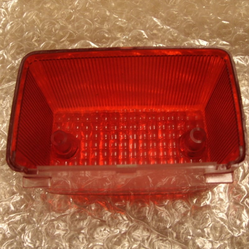 ♪NSR50（AC10)/NSR80（HC06)/純正テールランプのレンズ/純正品/新品