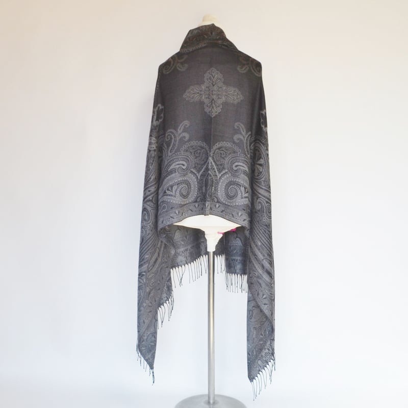 シルクカシミヤ大柄ペイズリージャカード チャコール | harukii Online