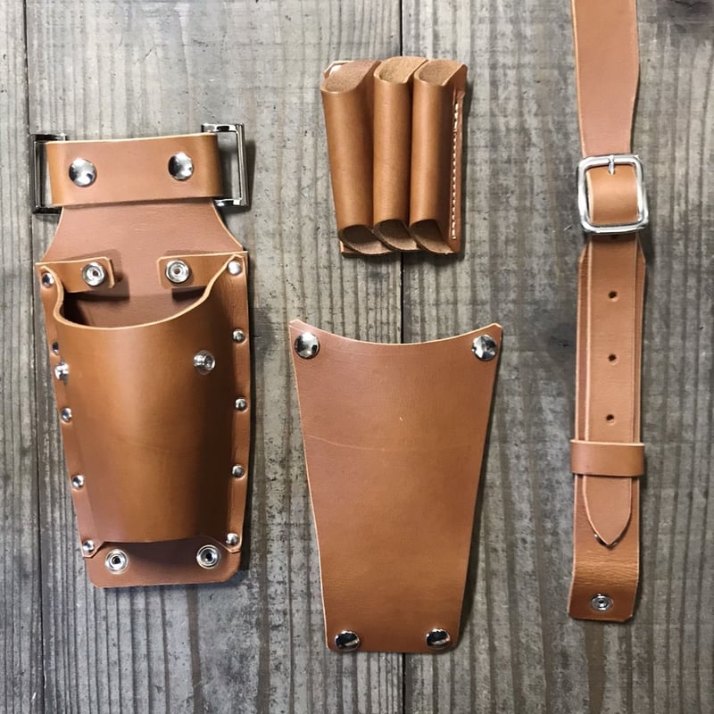 シザーケース ベルト付き 茶ヌメ革 | 渡邊鞄 オンラインショップ