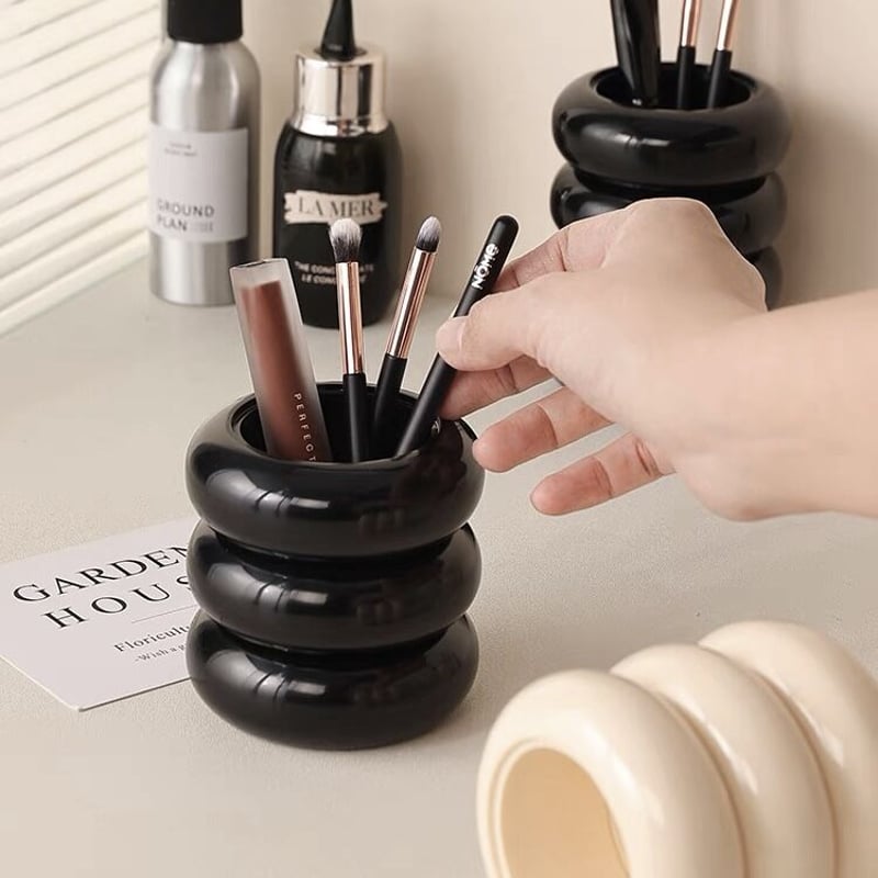 ドーナツ チューブ 四段 ブラシスタンド 全2色 ペン立て | 70PARK