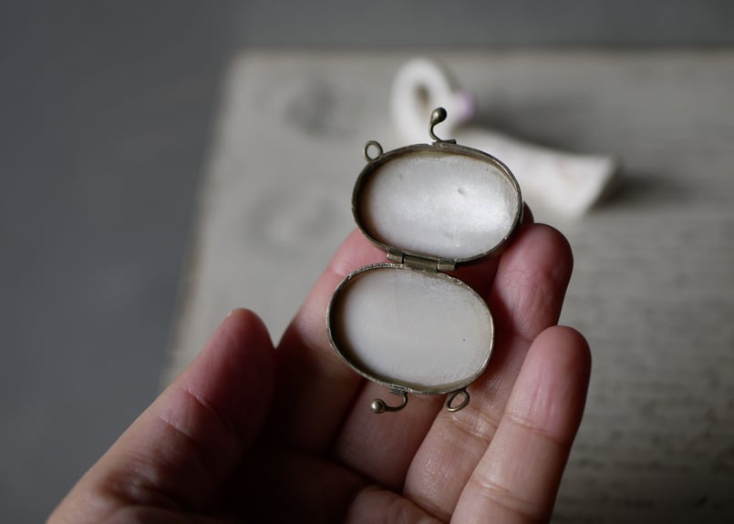 白蝶貝 マザーオブパール 小さなケース フランスアンティーク