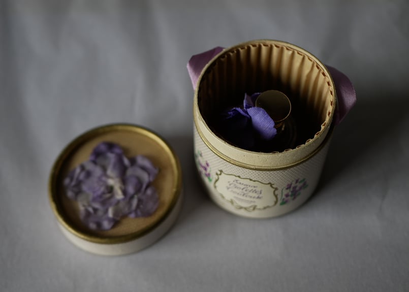 TOULOUSE スミレの香水 フランスアンティーク ベルドゥ社 アンティーク