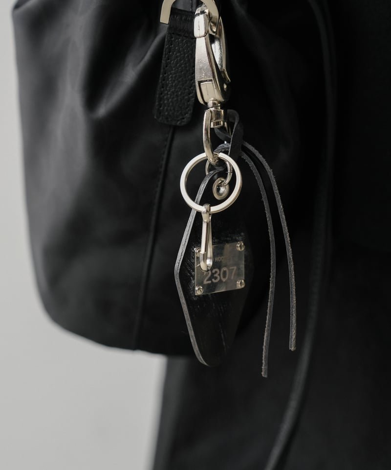 LUXURY MATERIAL LEATHER ROOM KEYRING by BRIDLE