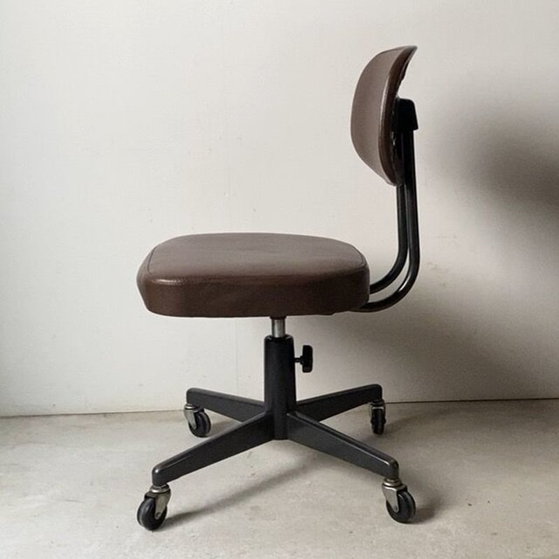 オールド コクヨ 焦茶の事務椅子 ヴィンテージオフィスチェア