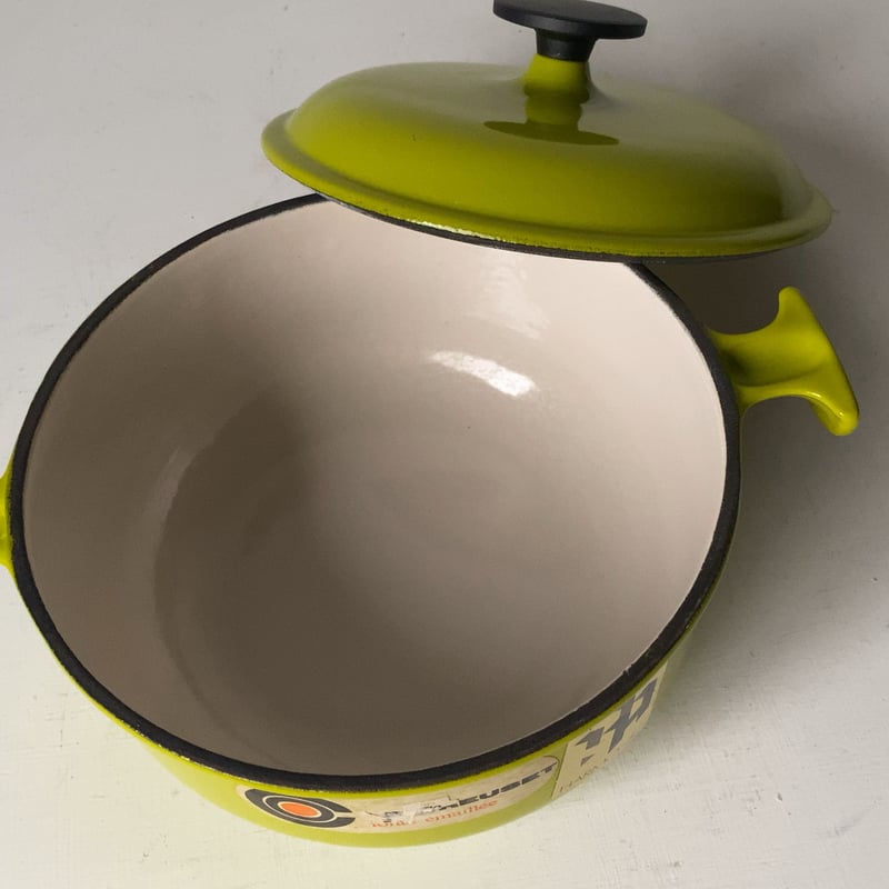 Le Creuset ル・クルーゼ ”Mama”シリーズ ココットロンド 17 ママシ