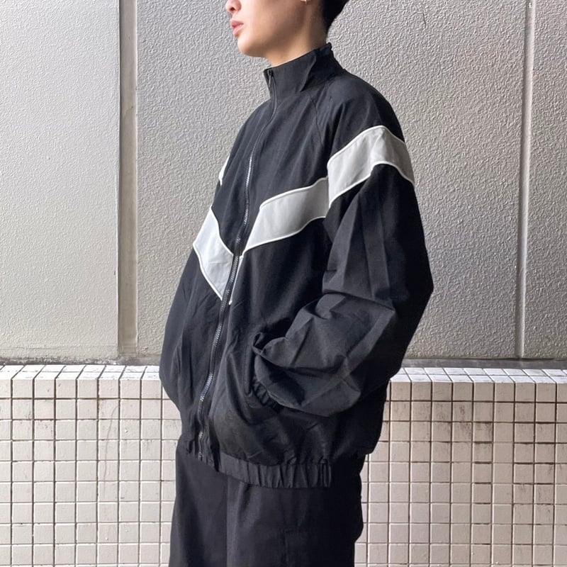 全2色】 V字切替ナイロンジャケット 22703605 | VARG Giraffe l