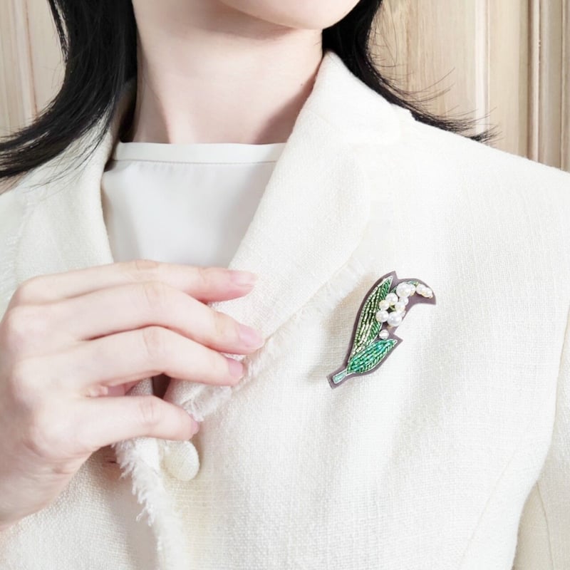 すずらんのブローチ | tilia