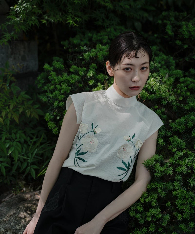 花を着るブラウス#01【芍薬】-ivory- | iCONOLOGY