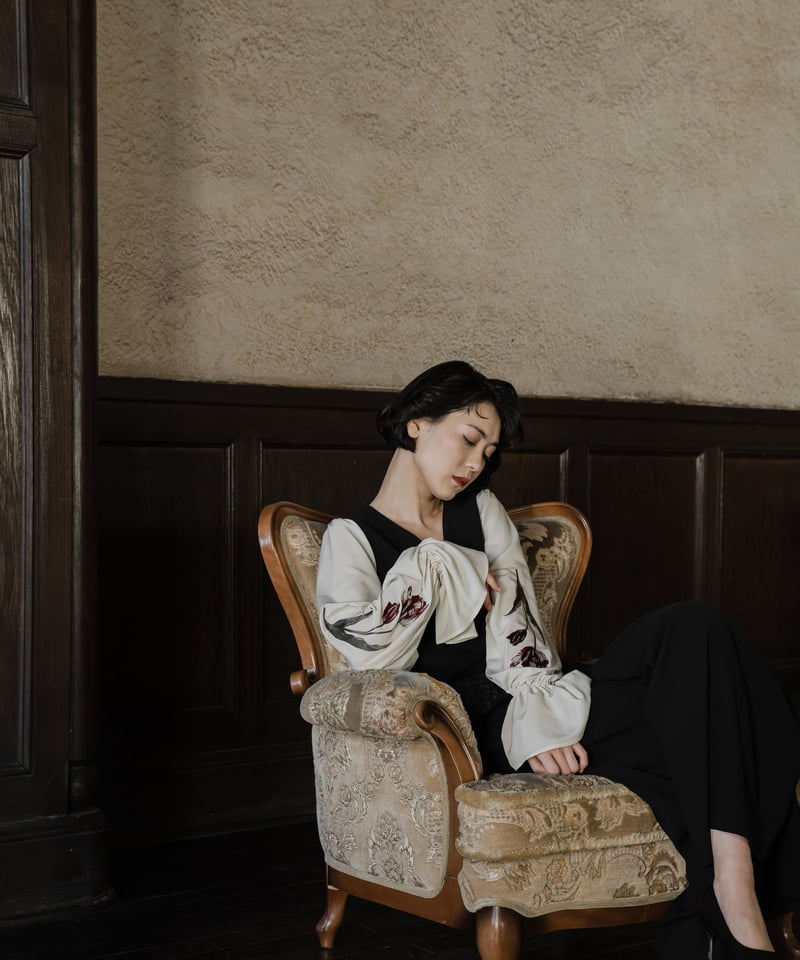 花を着るセットアップ〈ブラウス〉【チューリップ】 | iCONOLOGY