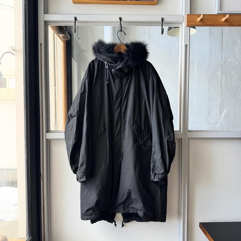 COMOLI コットンナイロン ミリタリーフーデッドコート | Less Higashikawa