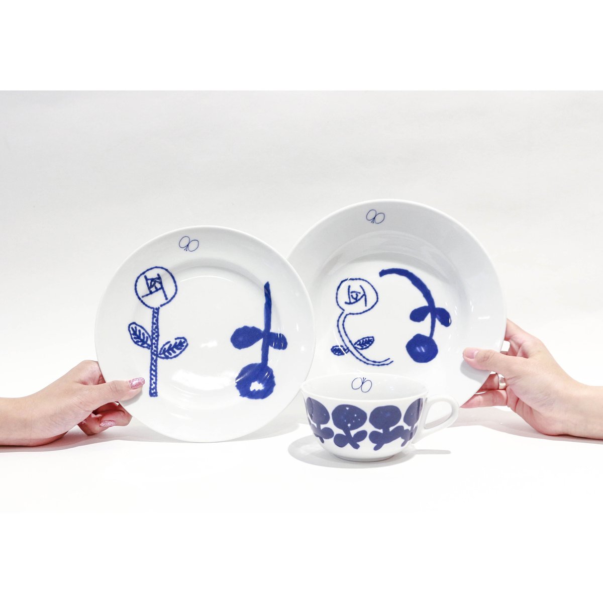 ミナ ペルホネン BLUE FLOWER ミディプレート21cm | piccolina |