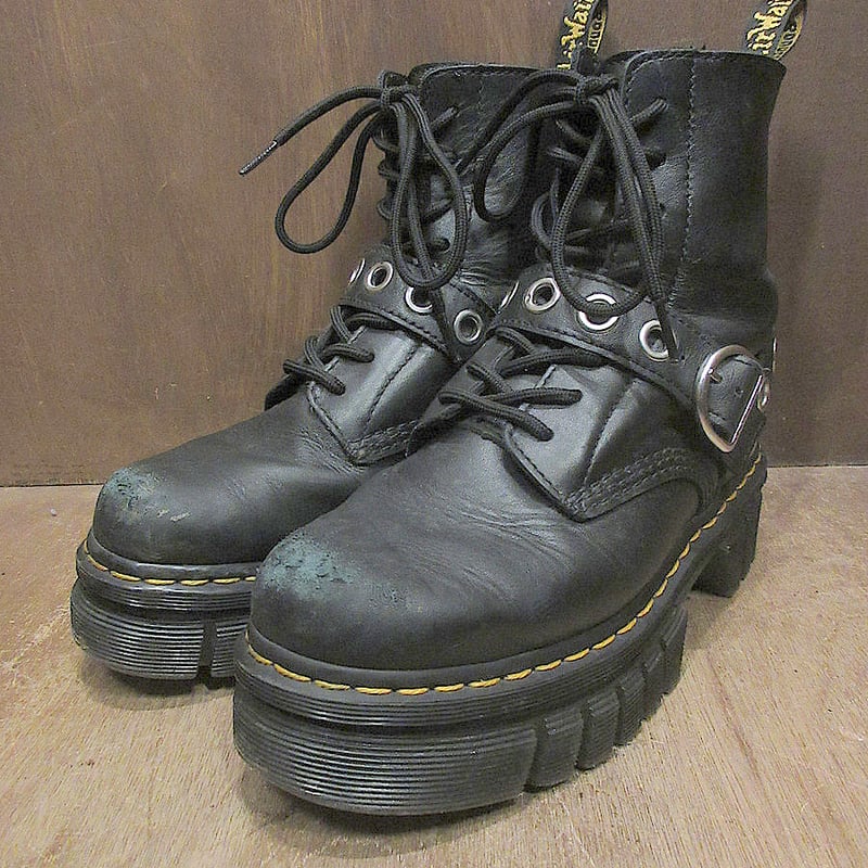 Dr.Martens○レディースベルト付き8ホールブーツ黒size US 8○250515j1