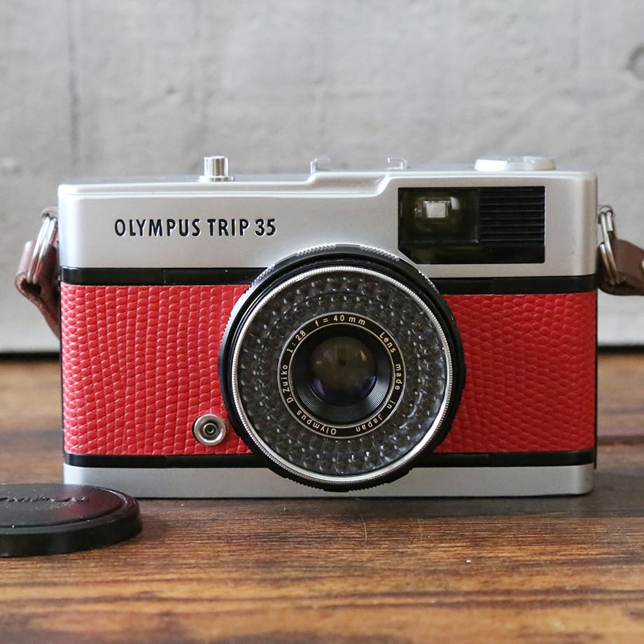 OLYMPUS】 TRIP 35 フィルムカメラ（分解整備済・レッドリザード貼り革