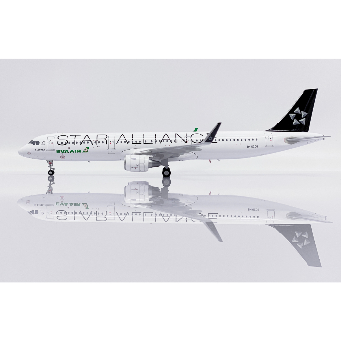 お取り寄せ商品】1/200 A321 エバー航空「スターアライアンス特別塗装